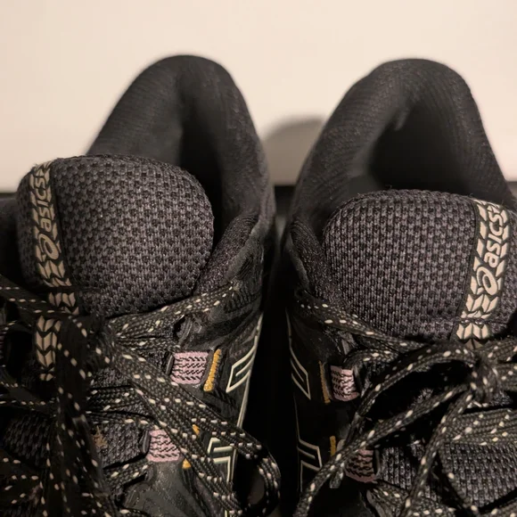 ASICS Women's Gel-Venture 8 Black Running Shoes Size 9 - Picture 3 of 8